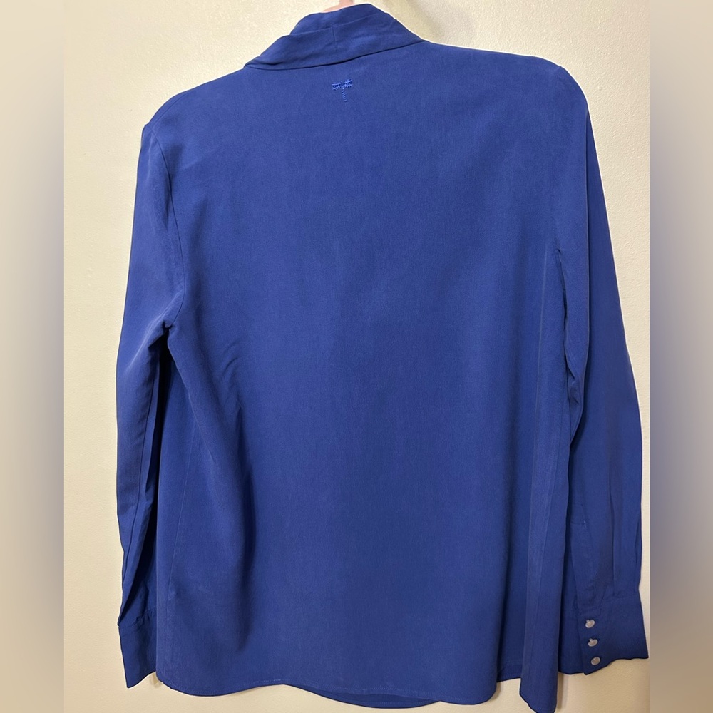 Tyler Boe Blue Silk Blouse Quiet Luxury Classic - Picture 2 of 4